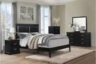 black wooden 5-piece bedroom set